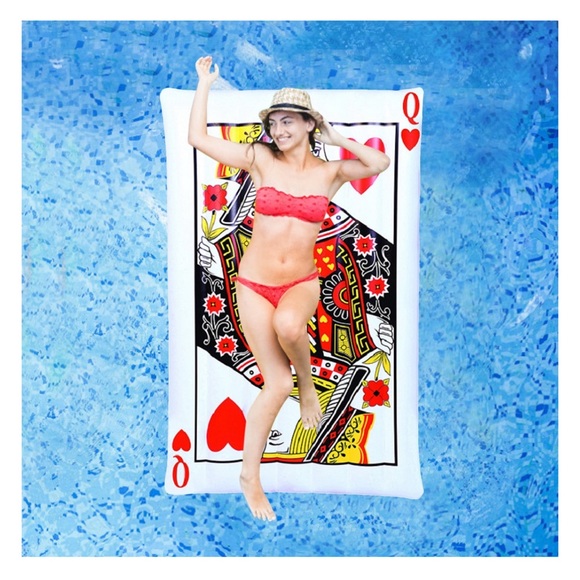 Inflatable Queen of Hearts Swim Float PVC Water Poker LoungeChair raft - Picture 4 of 6
